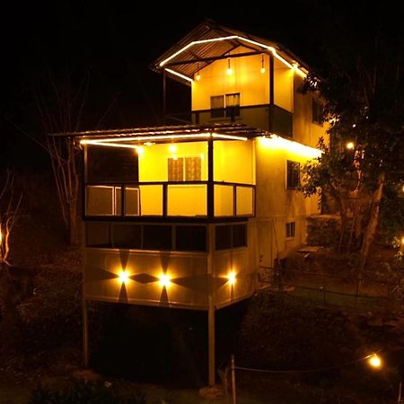 Forest Den Villa Pune Luaran gambar